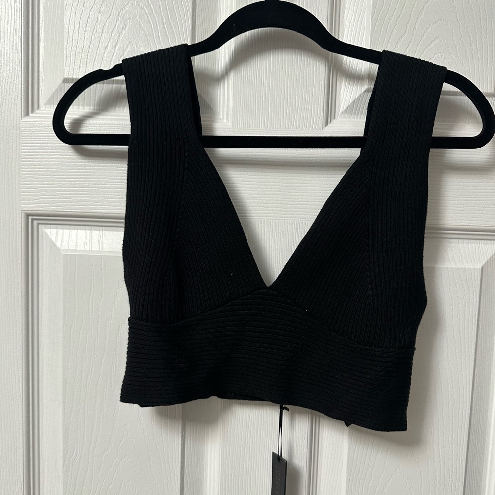 House of Harlow 1960 Black Ribbed Crop Top